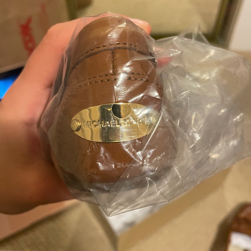 Michael Kors Shoes - Picture 4 of 5